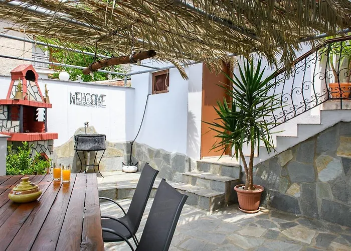 Heaven's House Kallirákhi