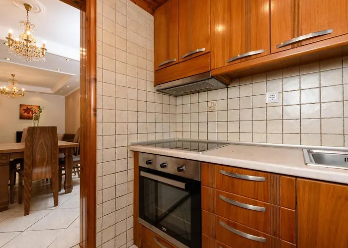 Heaven's House * Kallirakhi